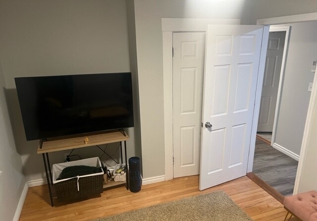 302 Beacon St, Ward Two