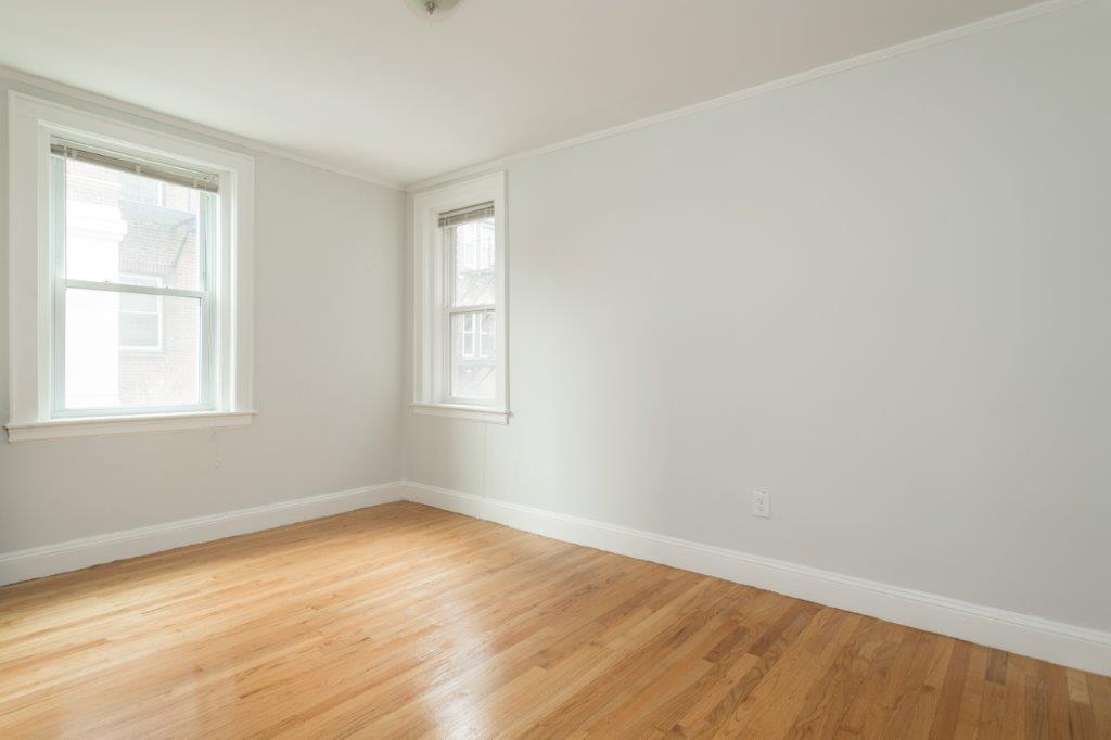 138 Highland Ave, Winter Hill