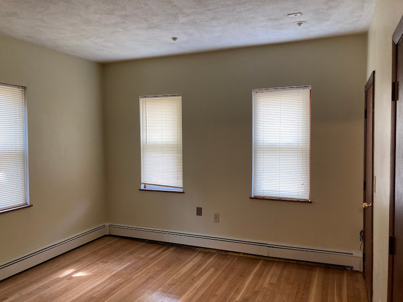 320 Granite St, Quincy
