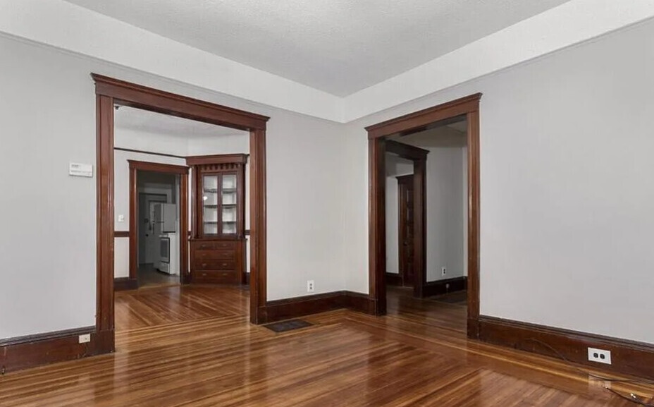 46 Paulina St, Davis Square