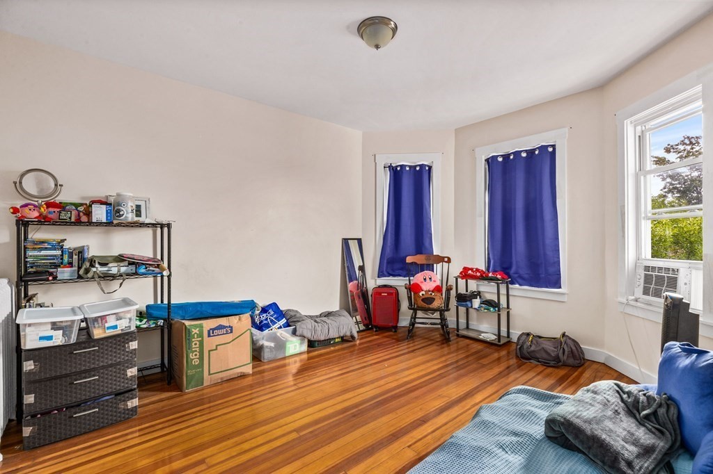 3 Harold Park, Roxbury