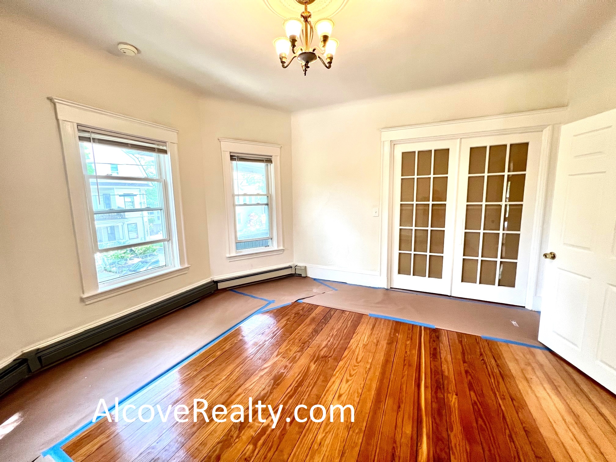 147 Willow Ave, Davis Square