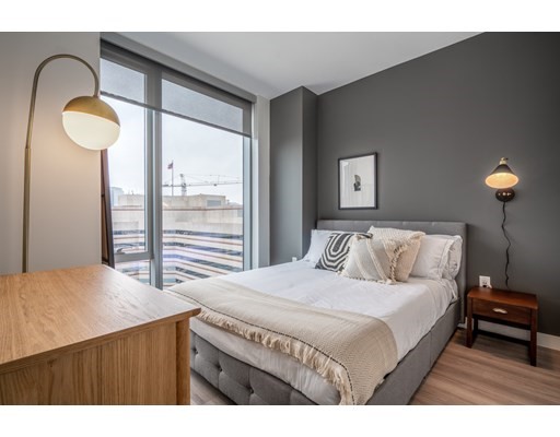 50 Causeway St, North End