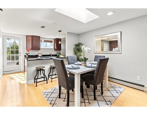 29 Eden St, Charlestown