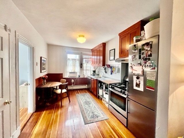 9 Thacher Ct, North End