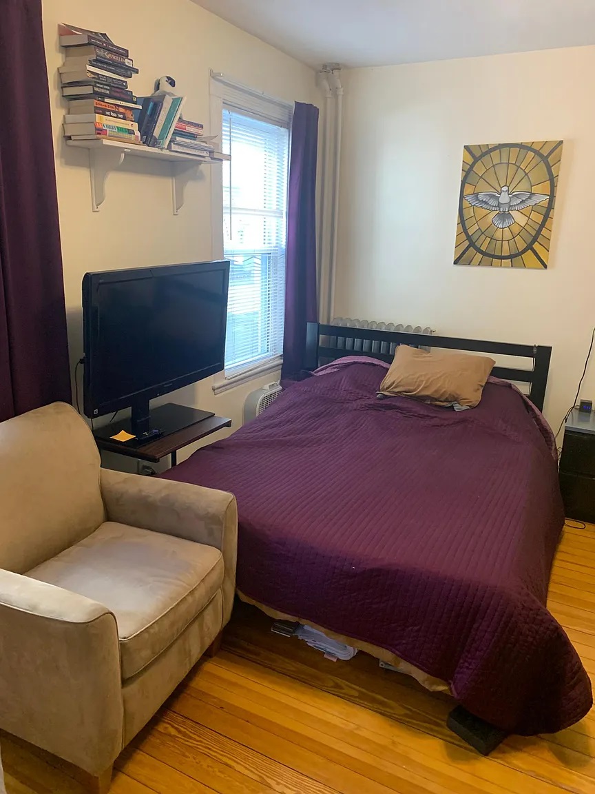 21 Endicott Ave, Davis Square