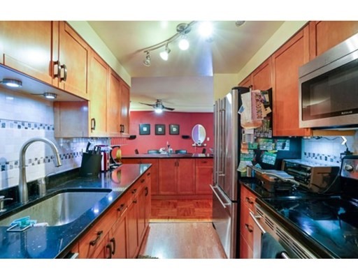 357 Commercial St, Waterfront