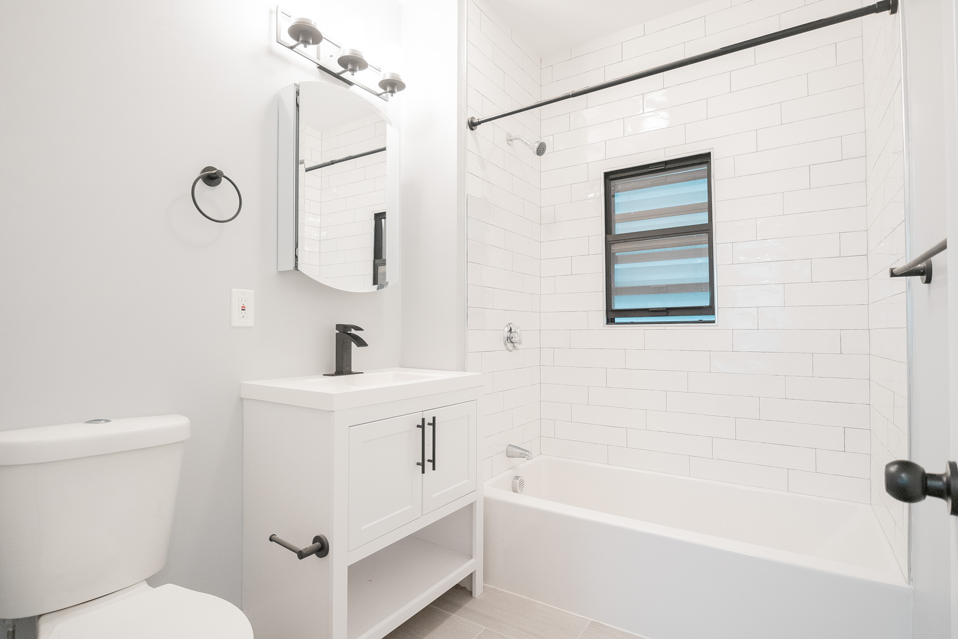 344 Saratoga St, East Boston