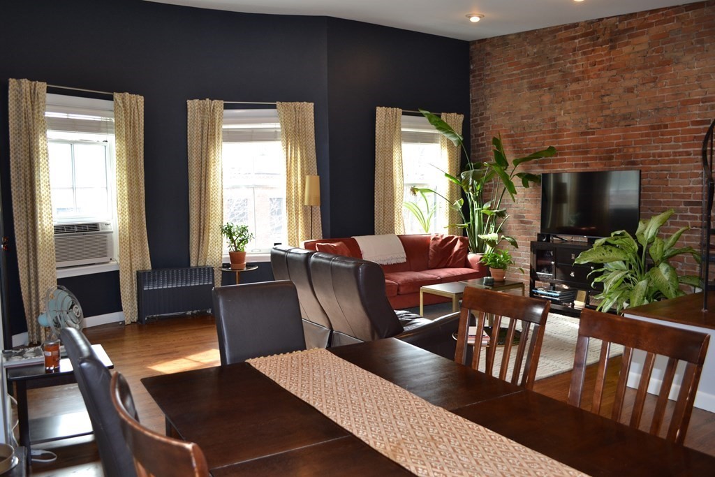 23 Hanson St, South End