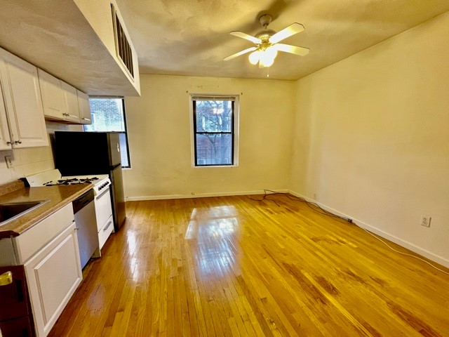 346 North St, North End