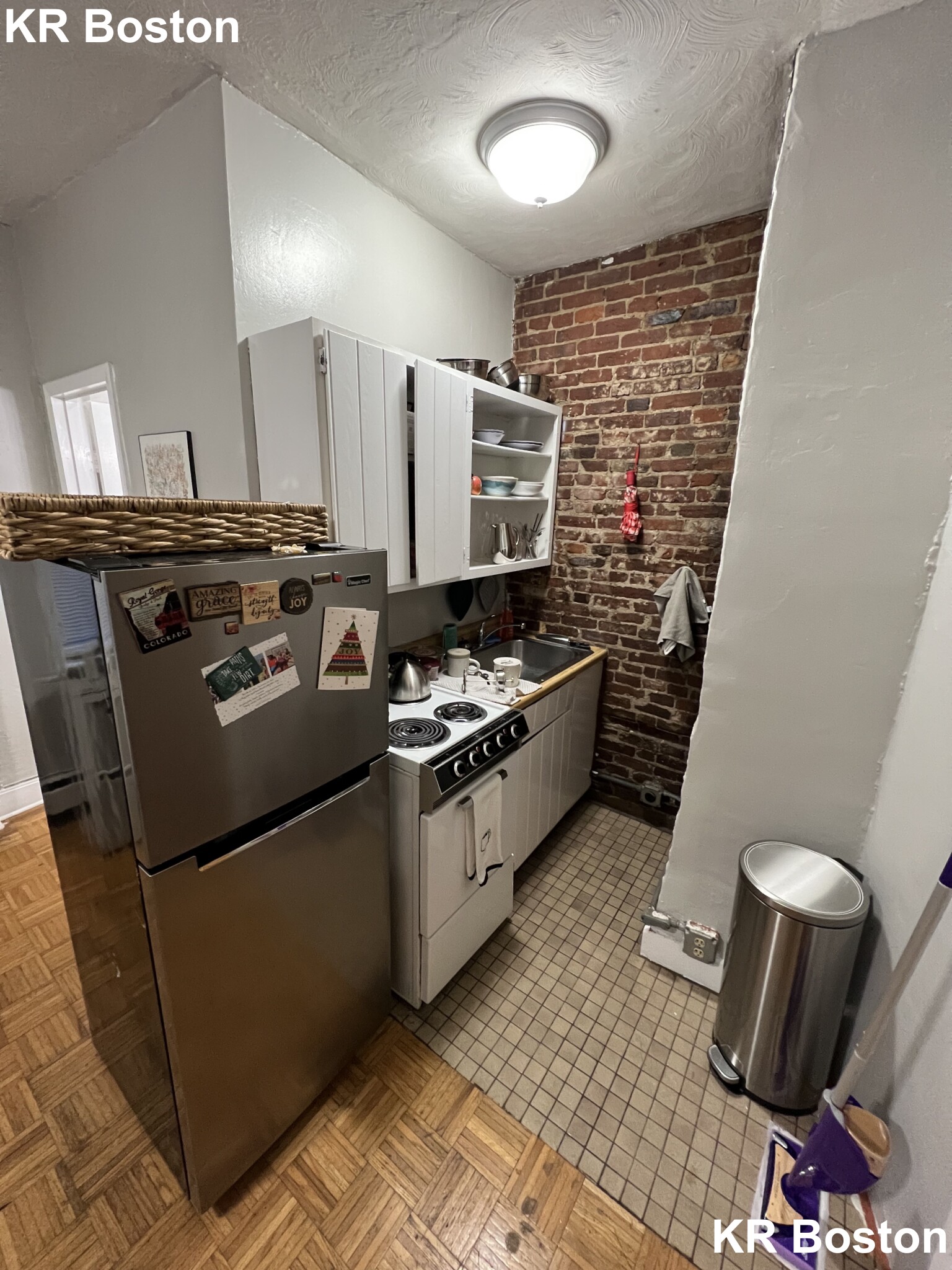 40 Anderson St, West End