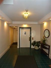 40 Saint Botolph St, Back Bay