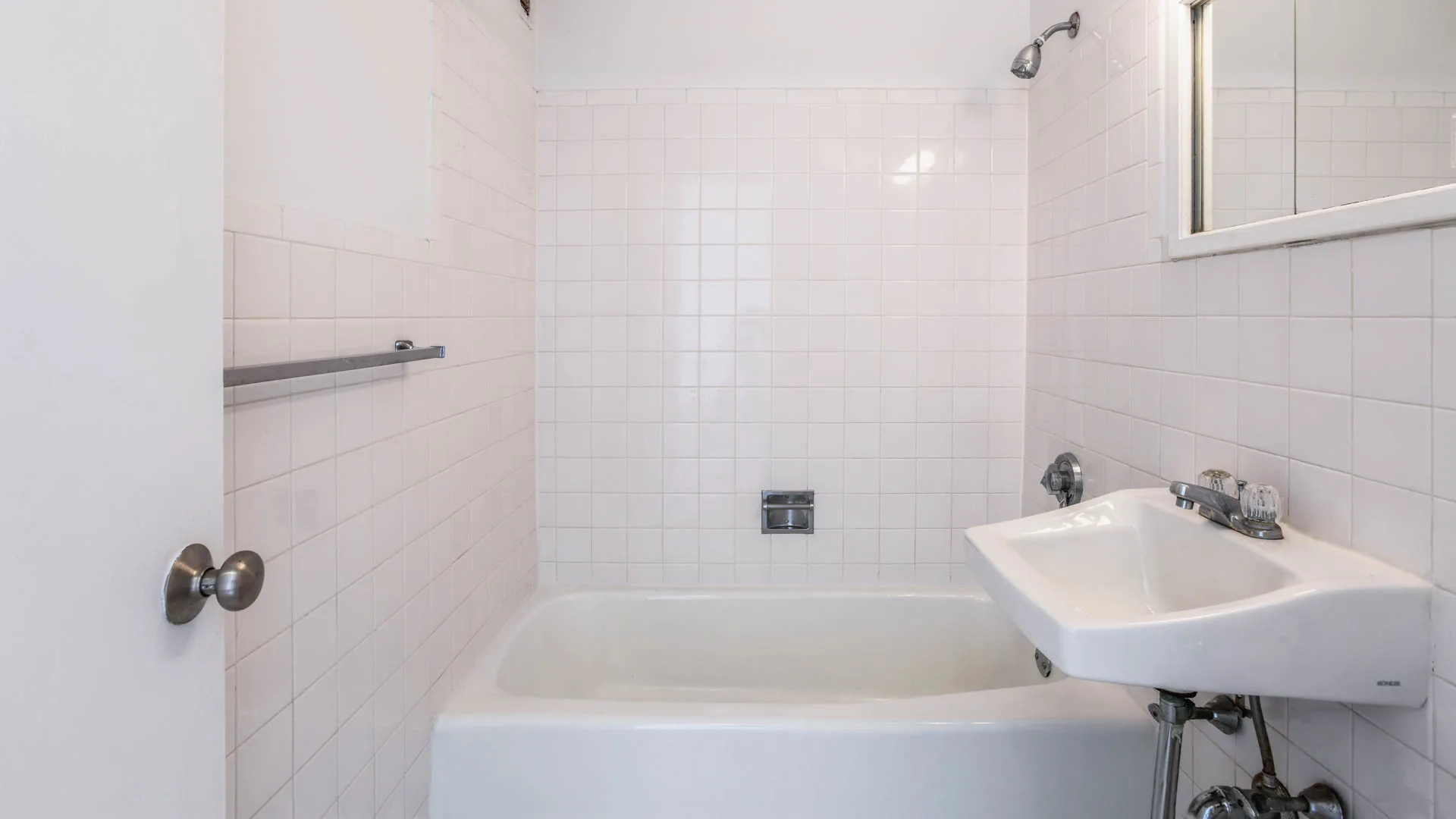 205 Walden St, Neighborhood Nine