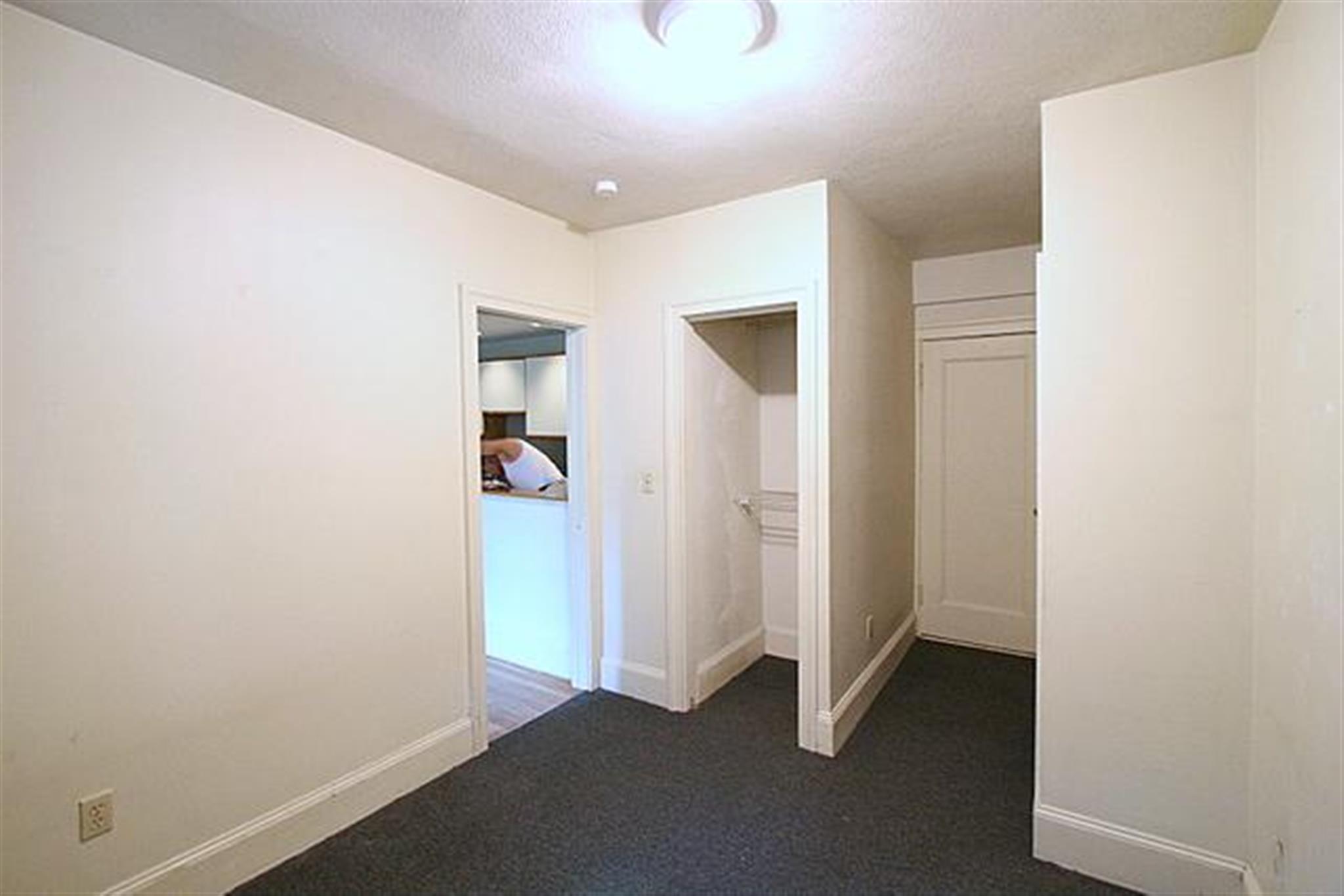 15 Linnaean St, Porter Square