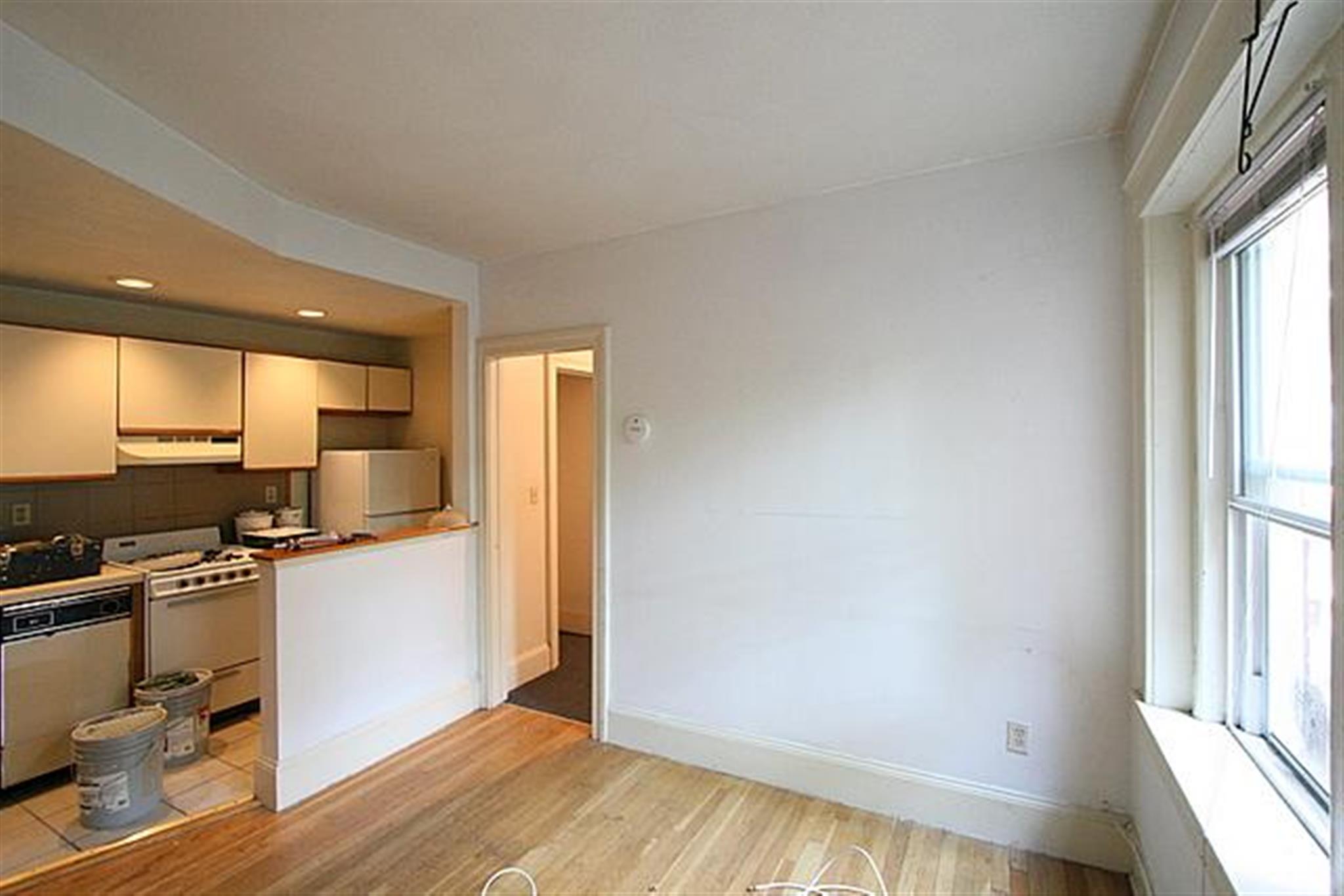 15 Linnaean St, Porter Square