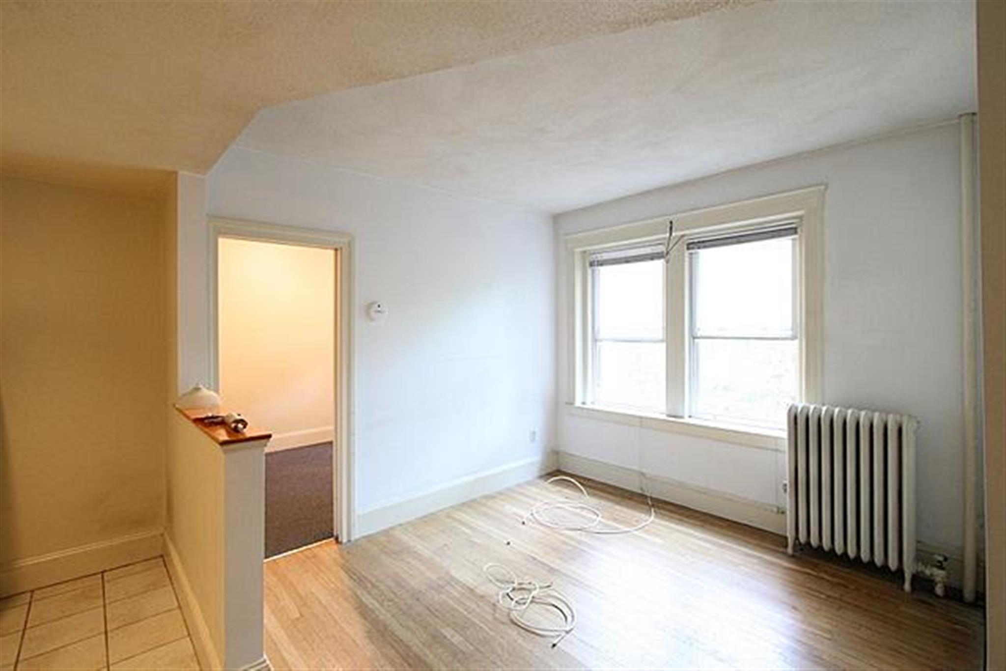 15 Linnaean St, Porter Square