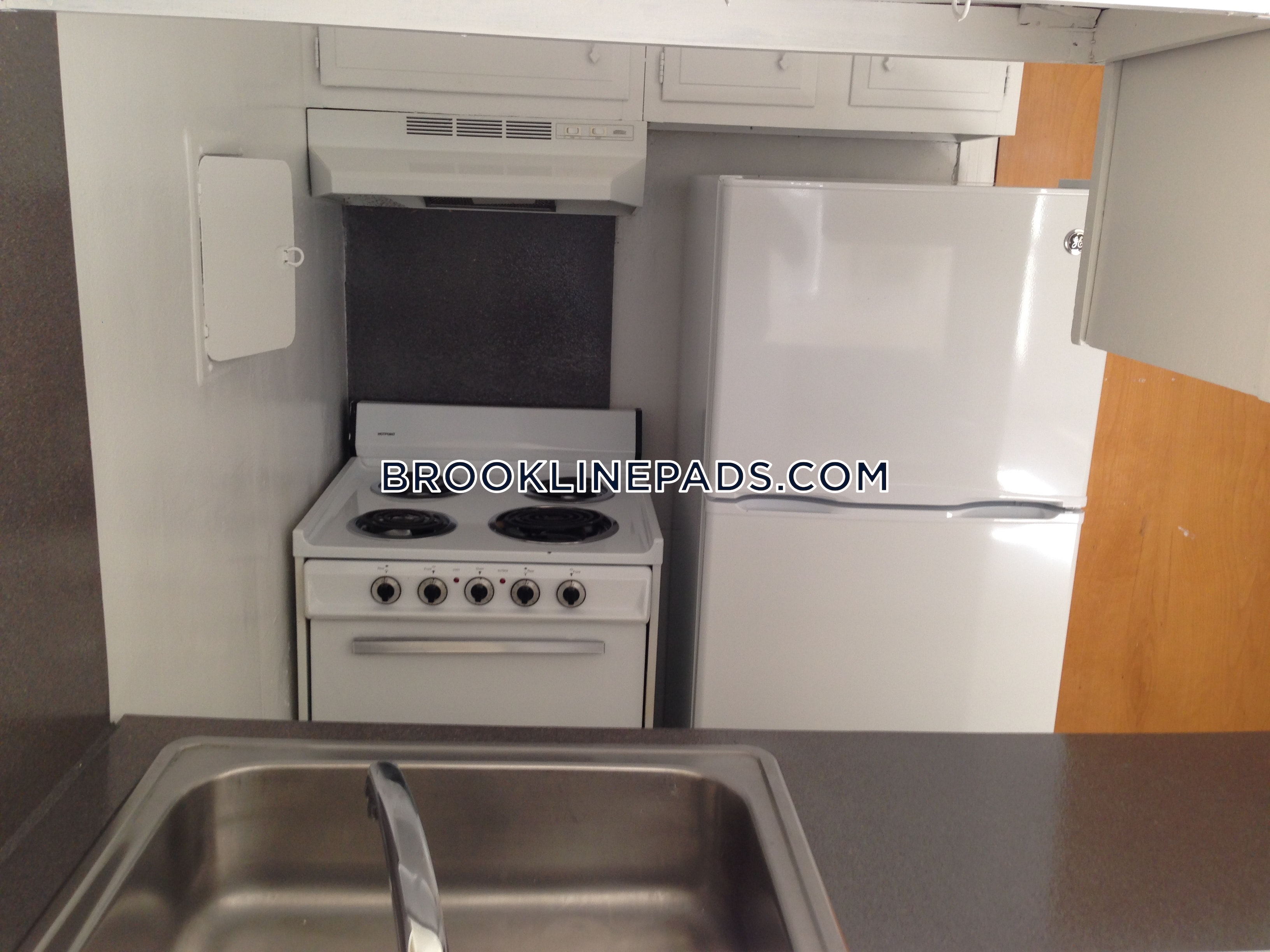 1223 Beacon St, Coolidge Corner