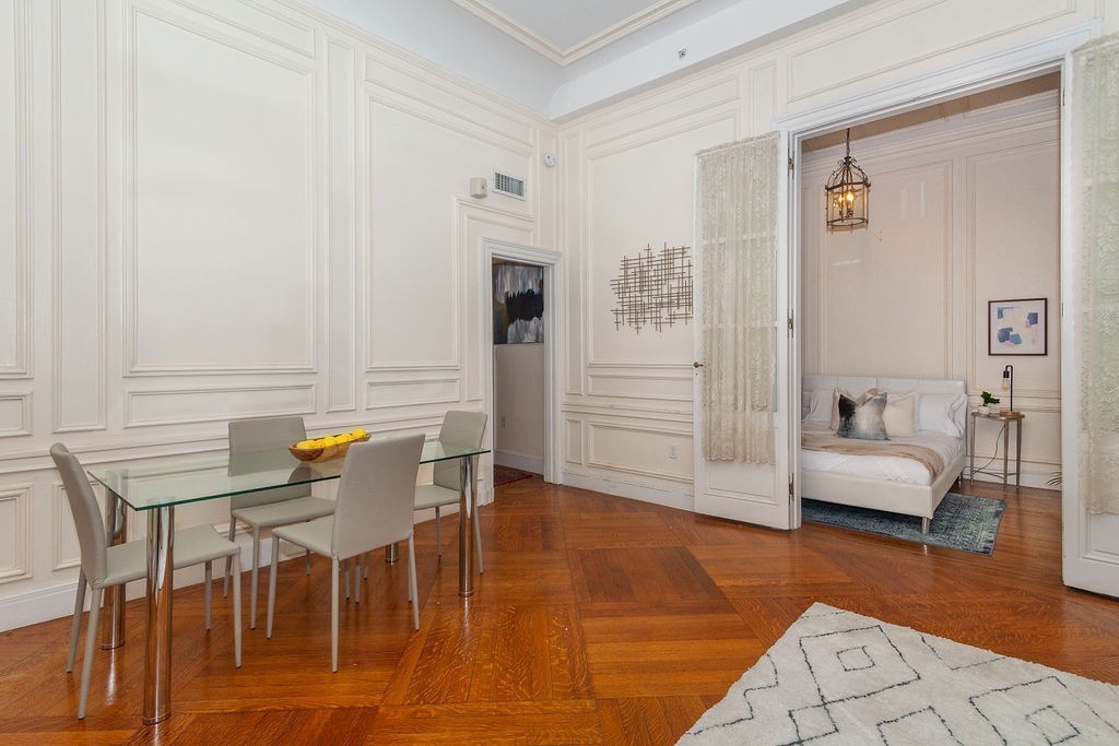 409 Beacon St, Back Bay