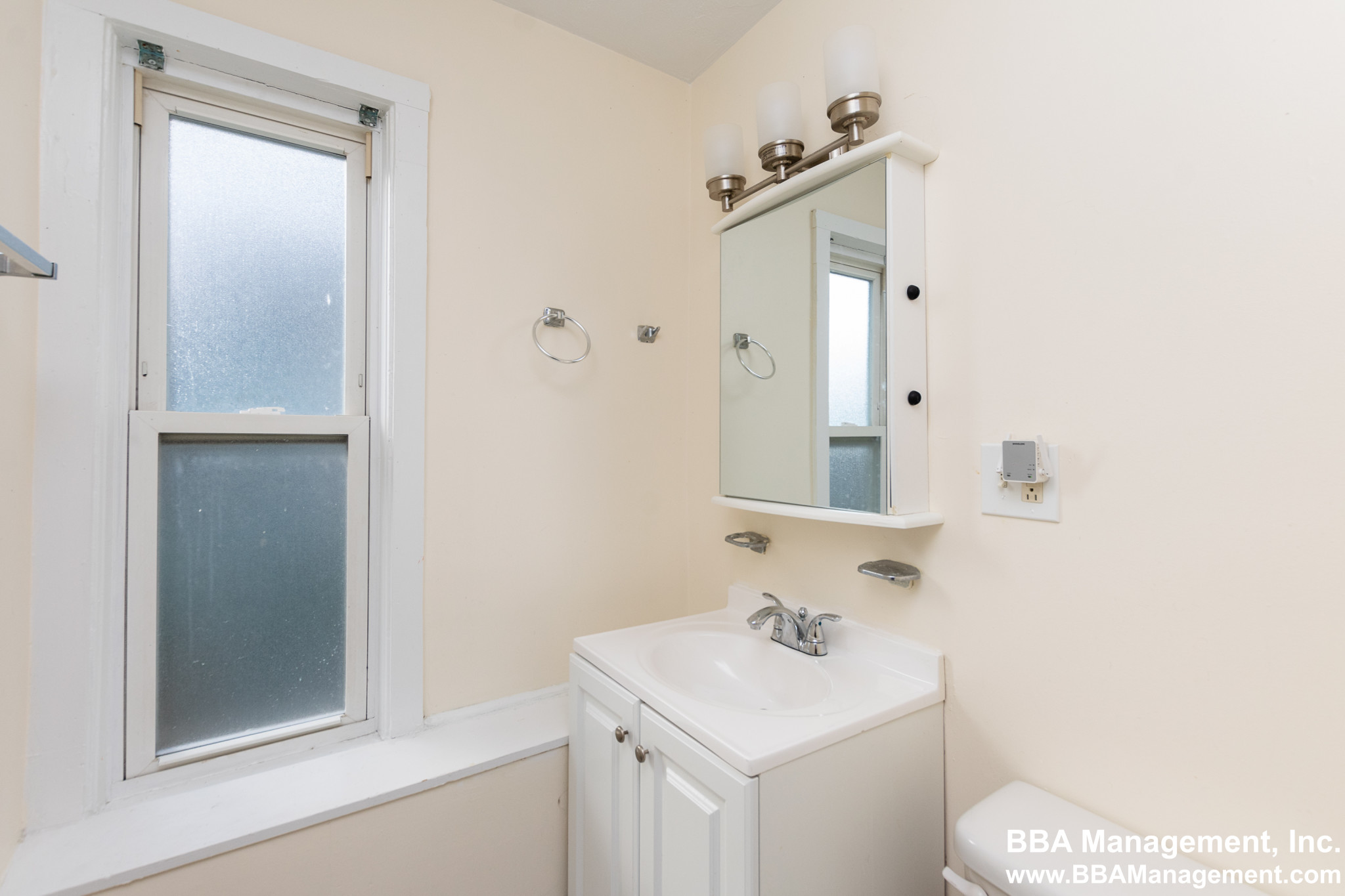 40 Pratt St, Allston