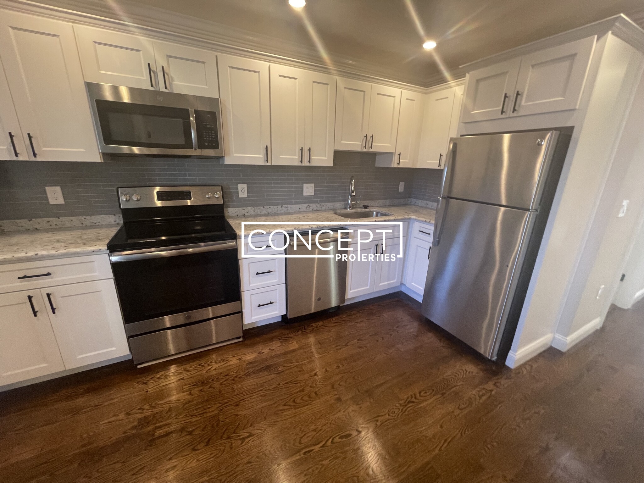 41 Walnut Park, Roxbury