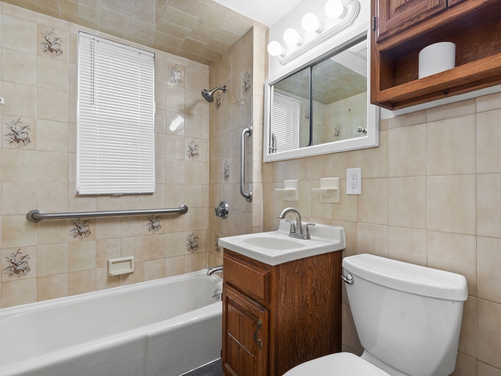 42 Gold Star Rd, North Cambridge