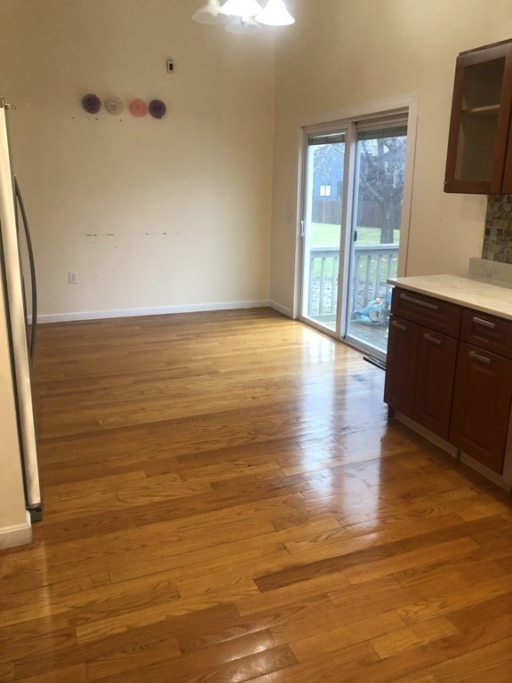 61 Esty Farm Rd, Newton