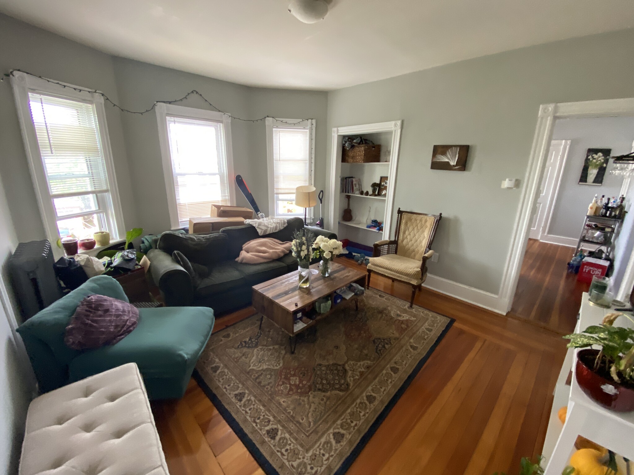 41 Belknap St, West Somerville