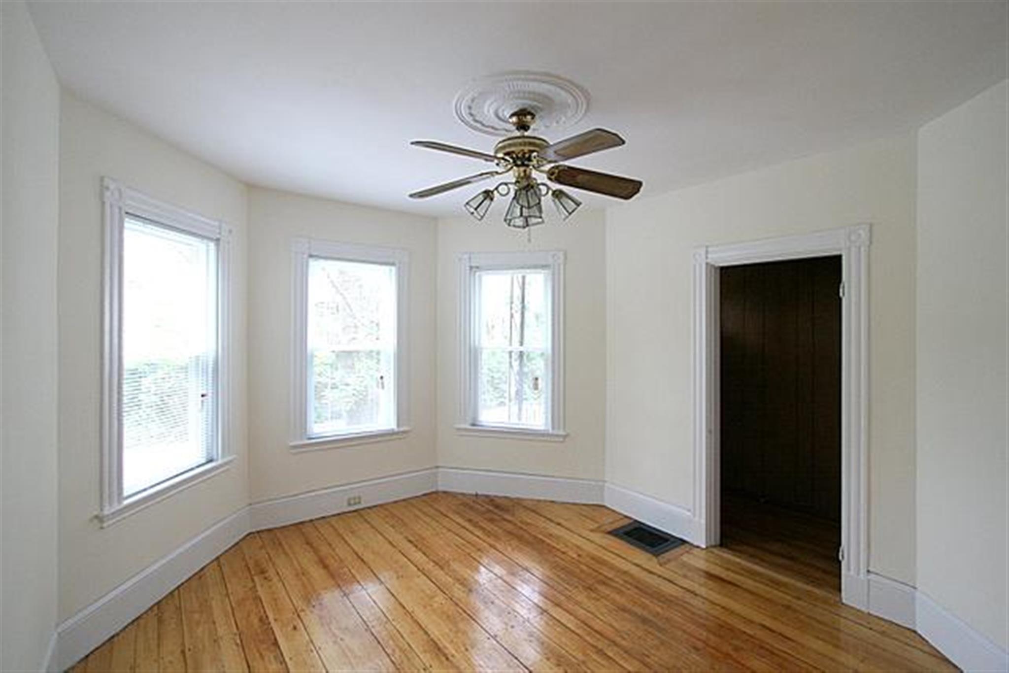 49 Porter Rd, Porter Square