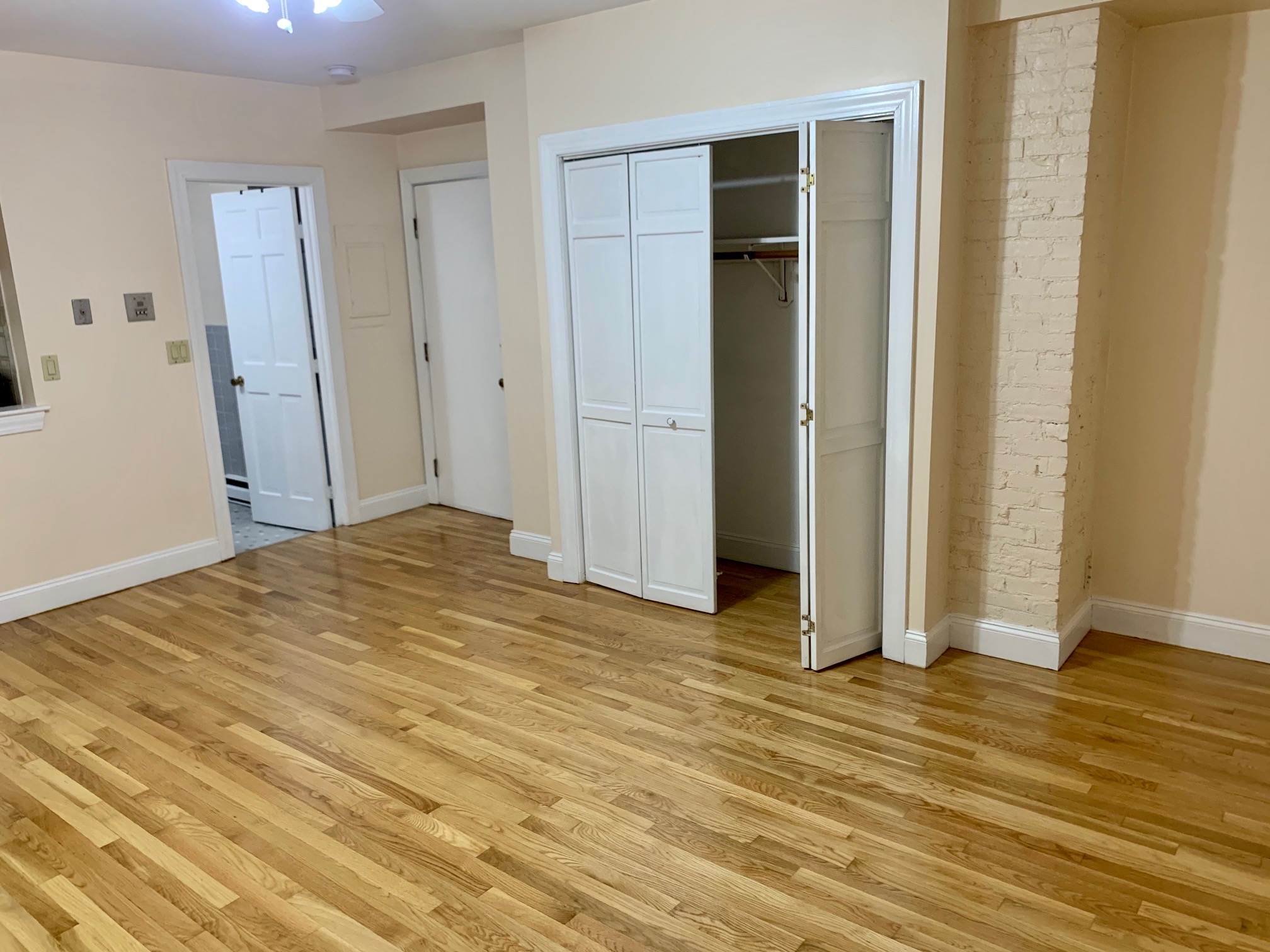 414 Massachusetts Ave, South End