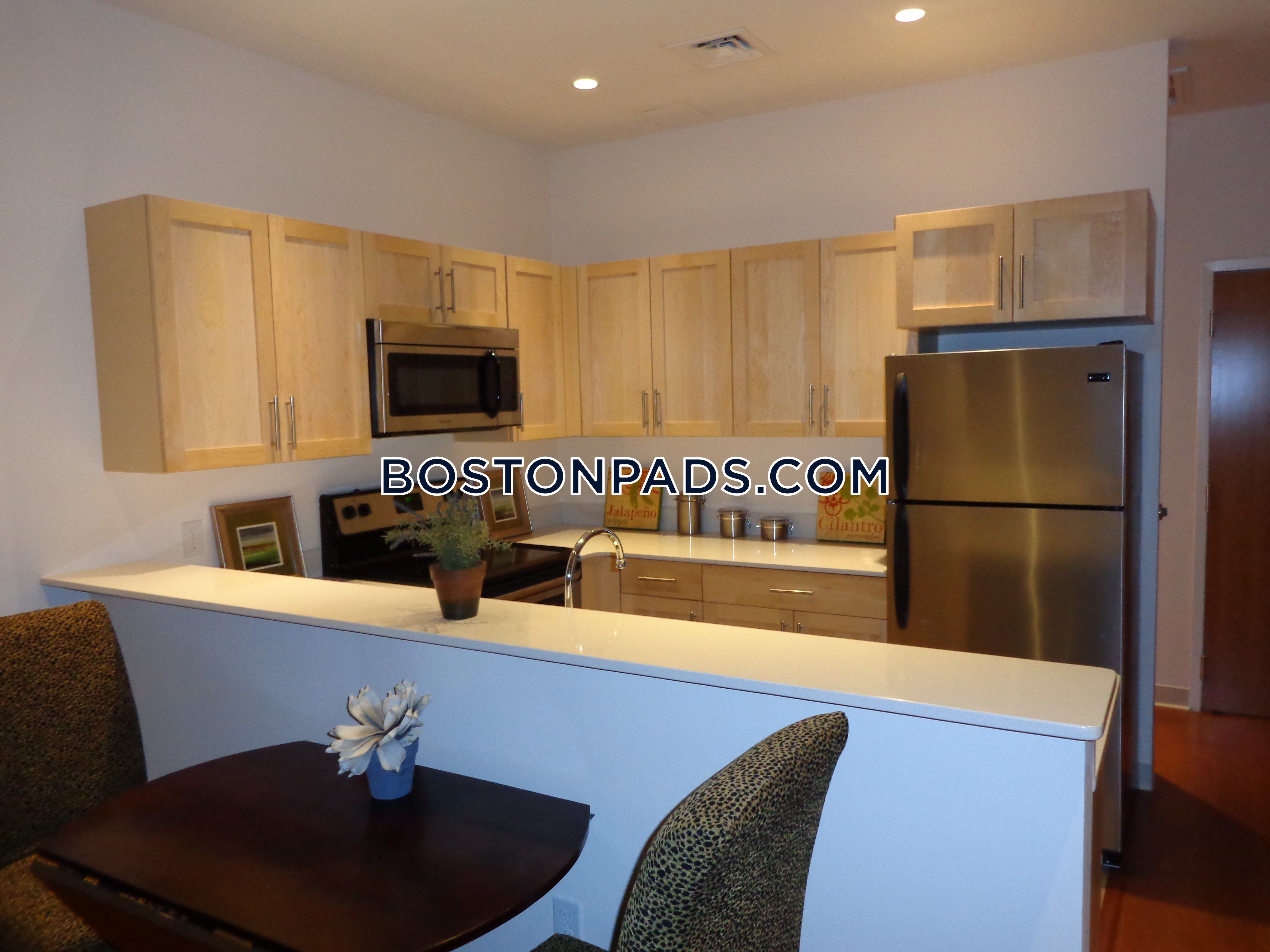 407 Washington St, Downtown