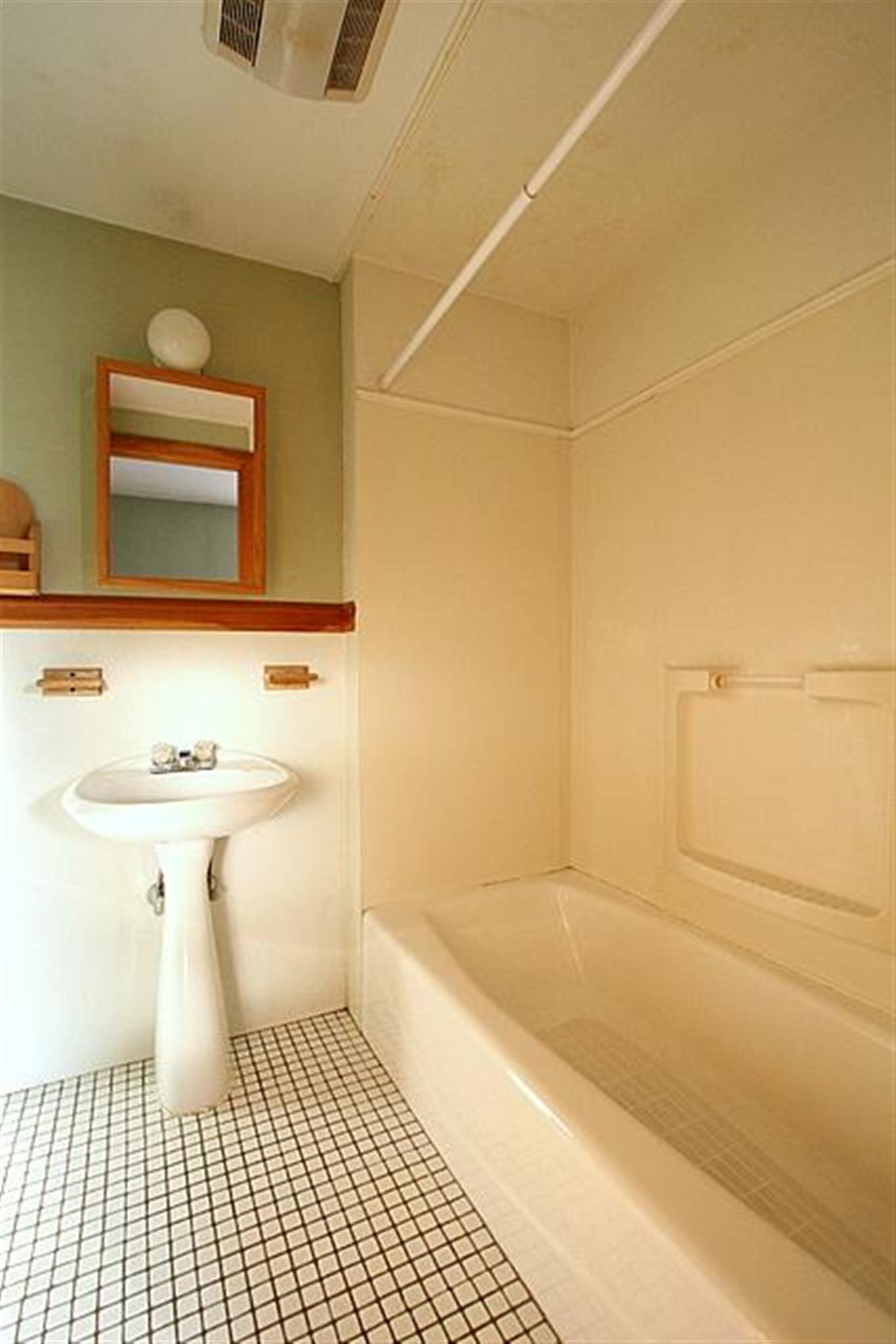 5 Wendell St, Baldwin