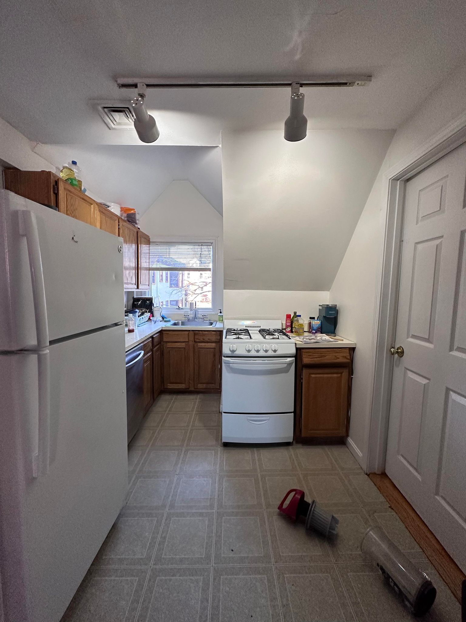 27 Orkney Rd, Brighton