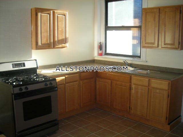 235.5 Harvard Ave, Allston