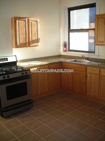 235.5 Harvard Ave, Allston