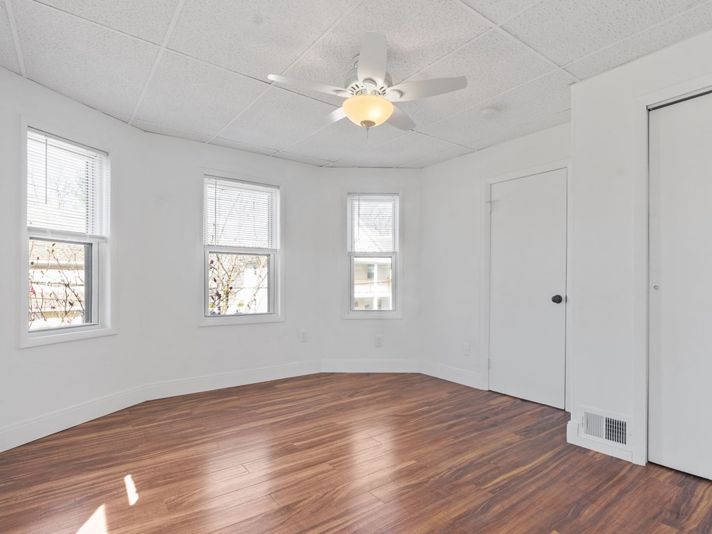 42 Gold Star Rd, North Cambridge