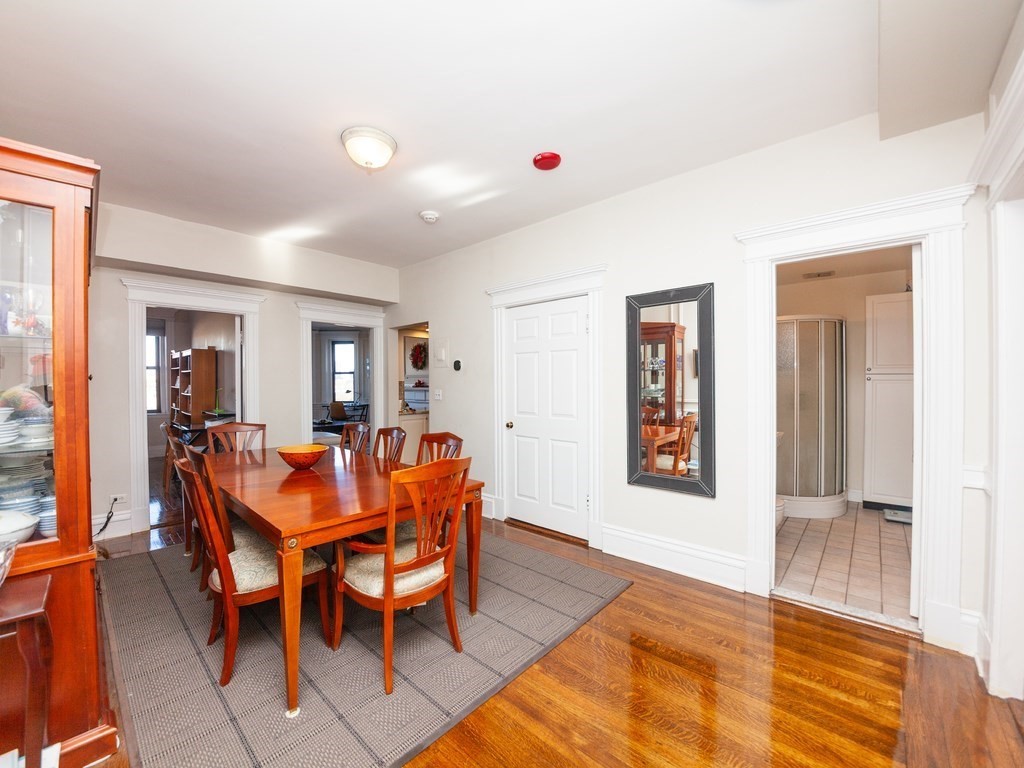 466 Commonwealth Ave, Back Bay