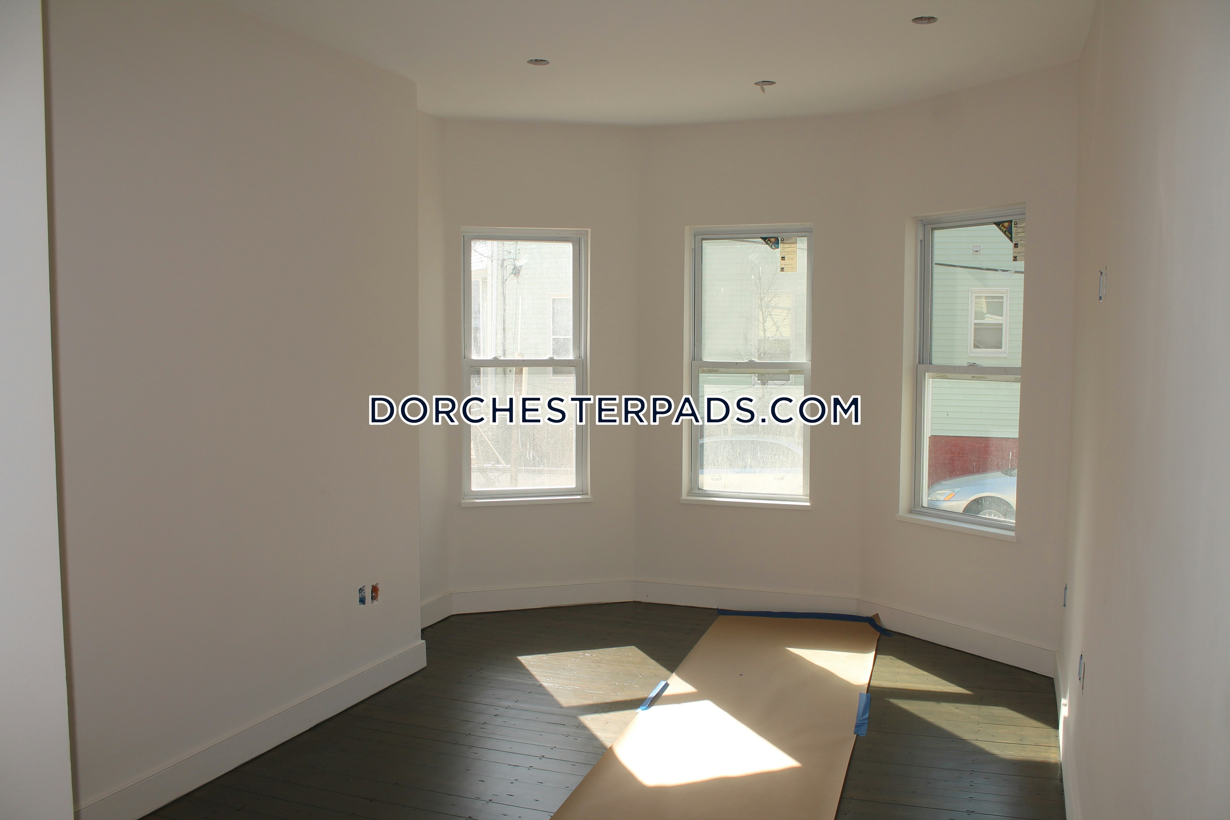 22 Harbor View, Dorchester