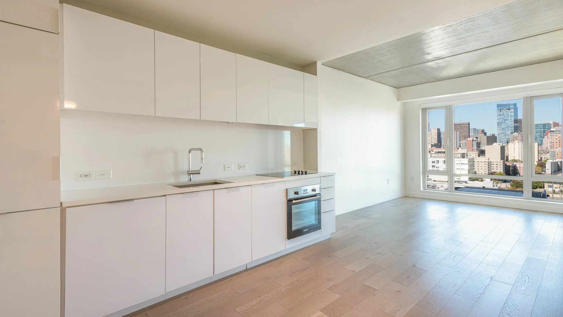 55 Traveler St, South End