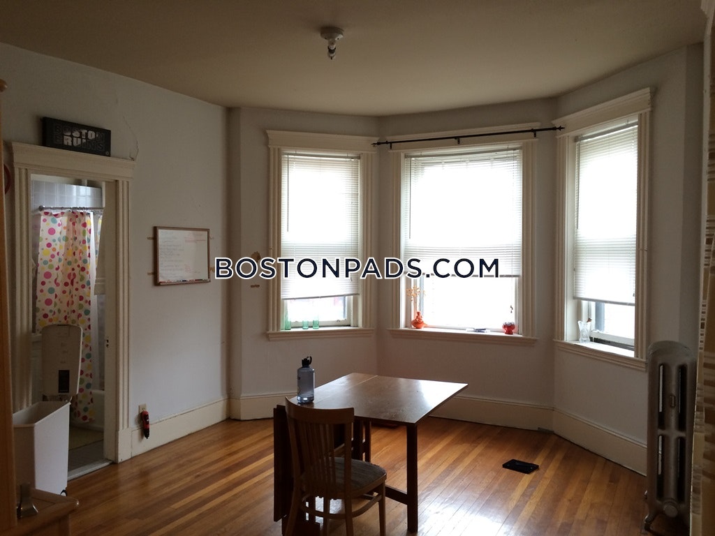 11 Tetlow St, Fenway