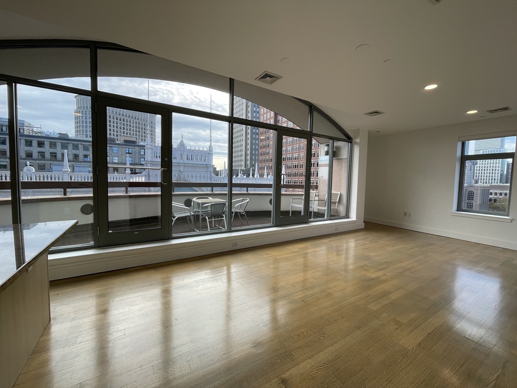 425 Boylston, Back Bay