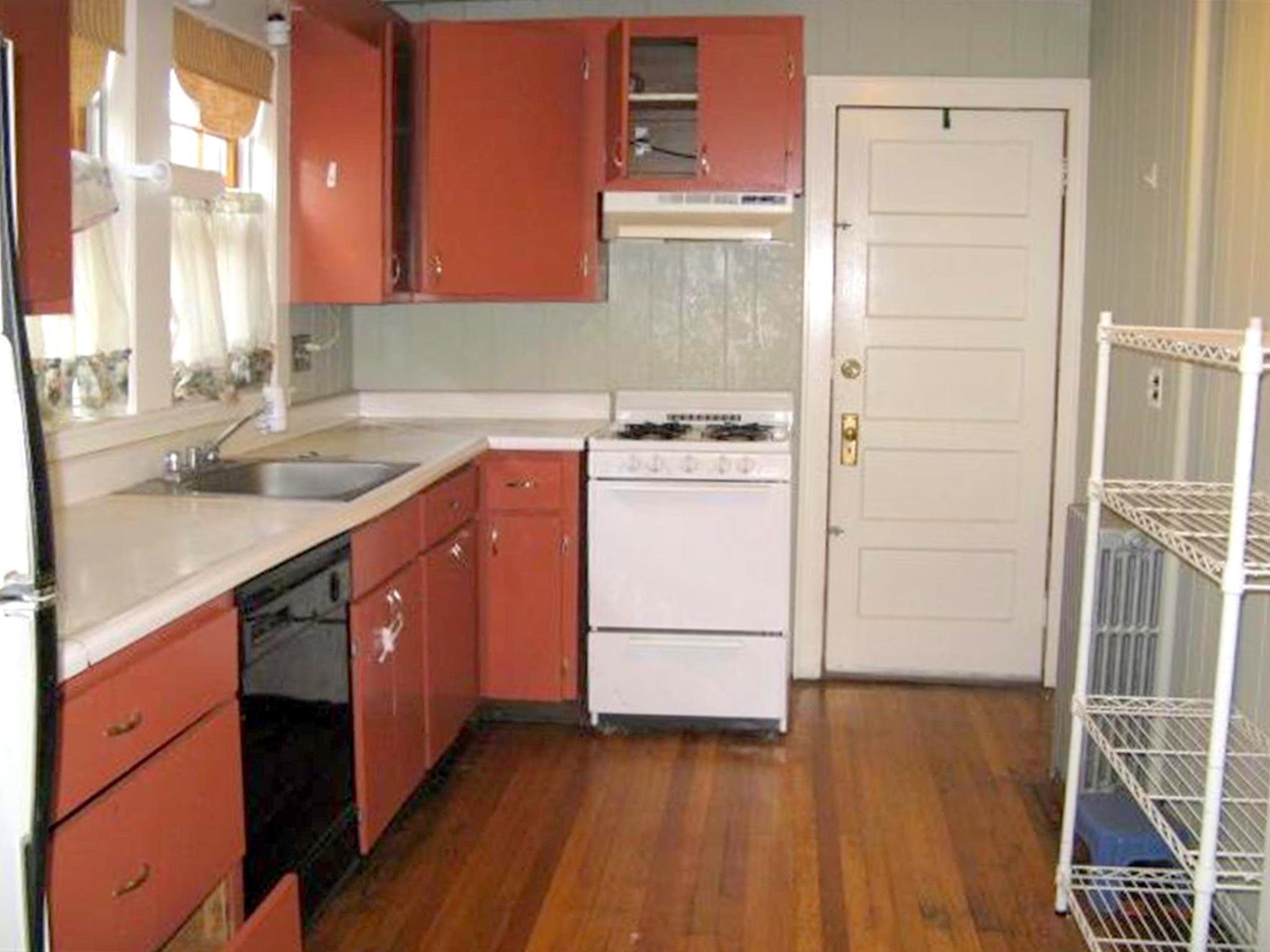 19 Quincy St, Medford