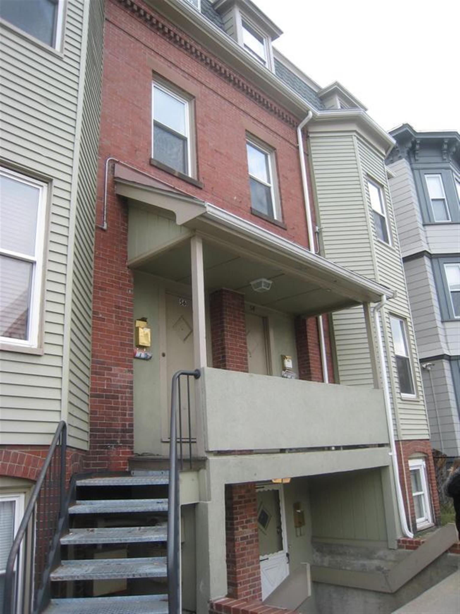 58 Bishop Allen Dr, Central Square