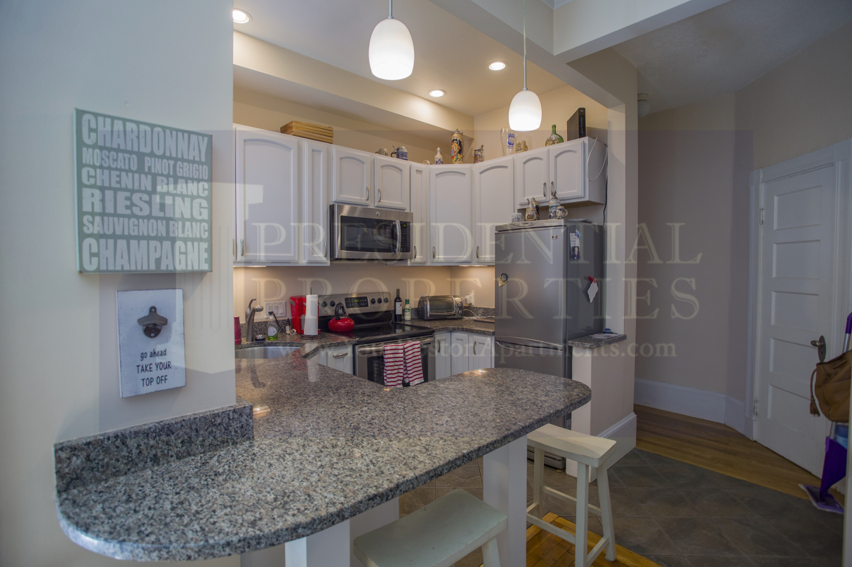 24 Peterborough St, Fenway