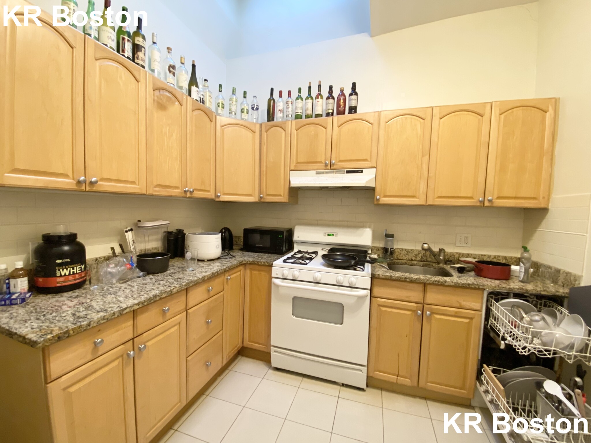 43 Bay State Rd, Fenway