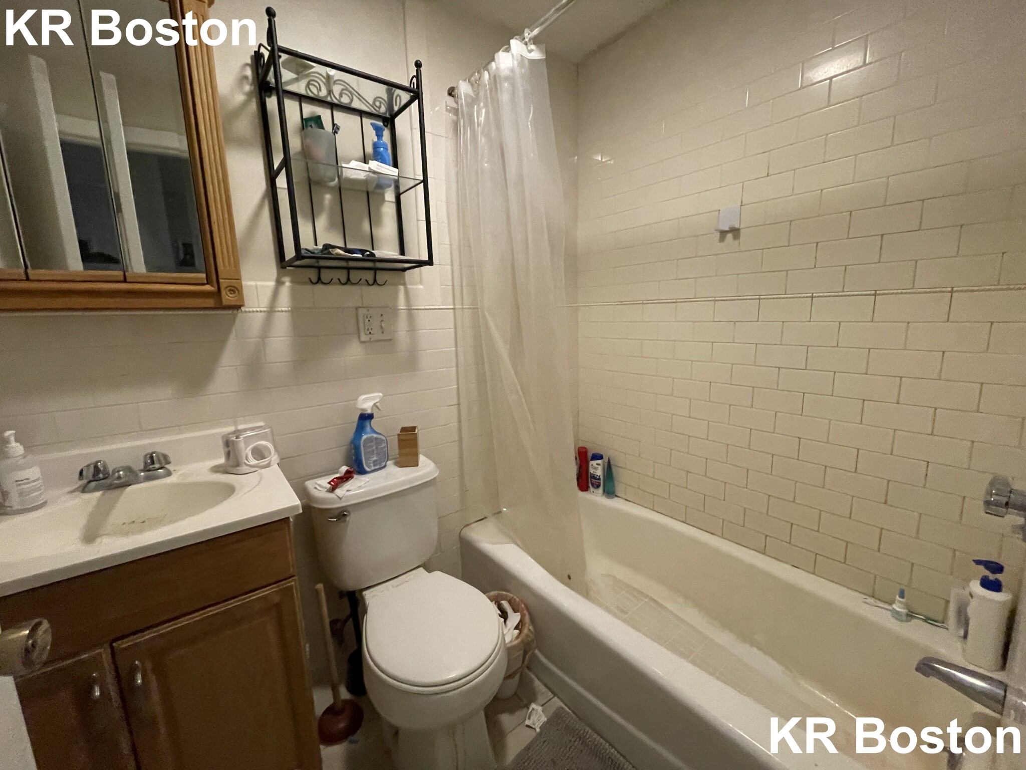 43 Bay State Rd, Fenway