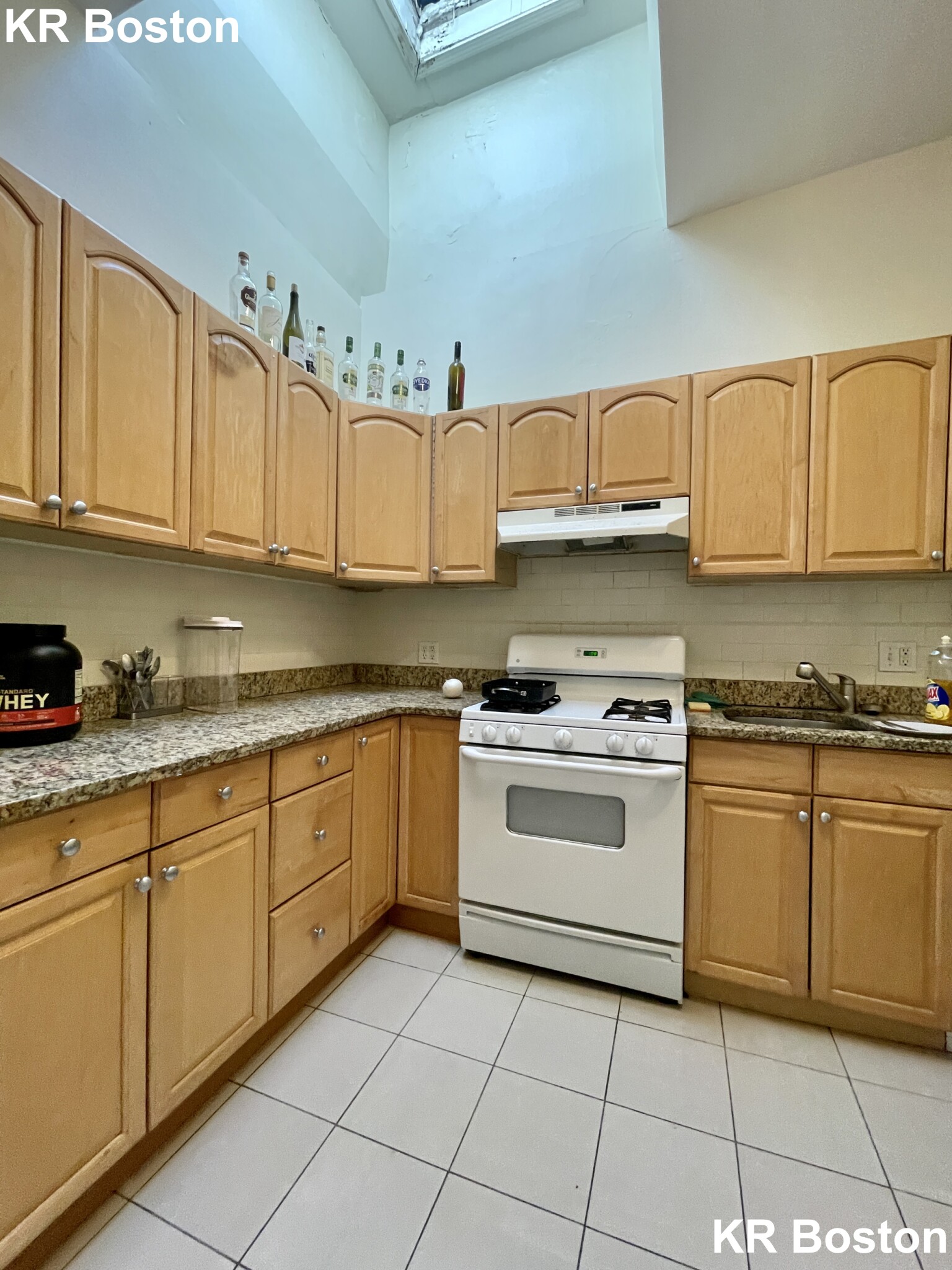 43 Bay State Rd, Fenway