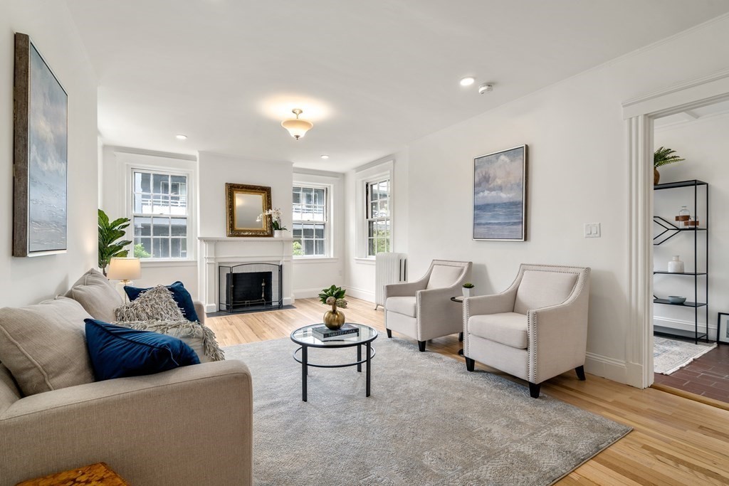 43 Linnaean St, Harvard Square