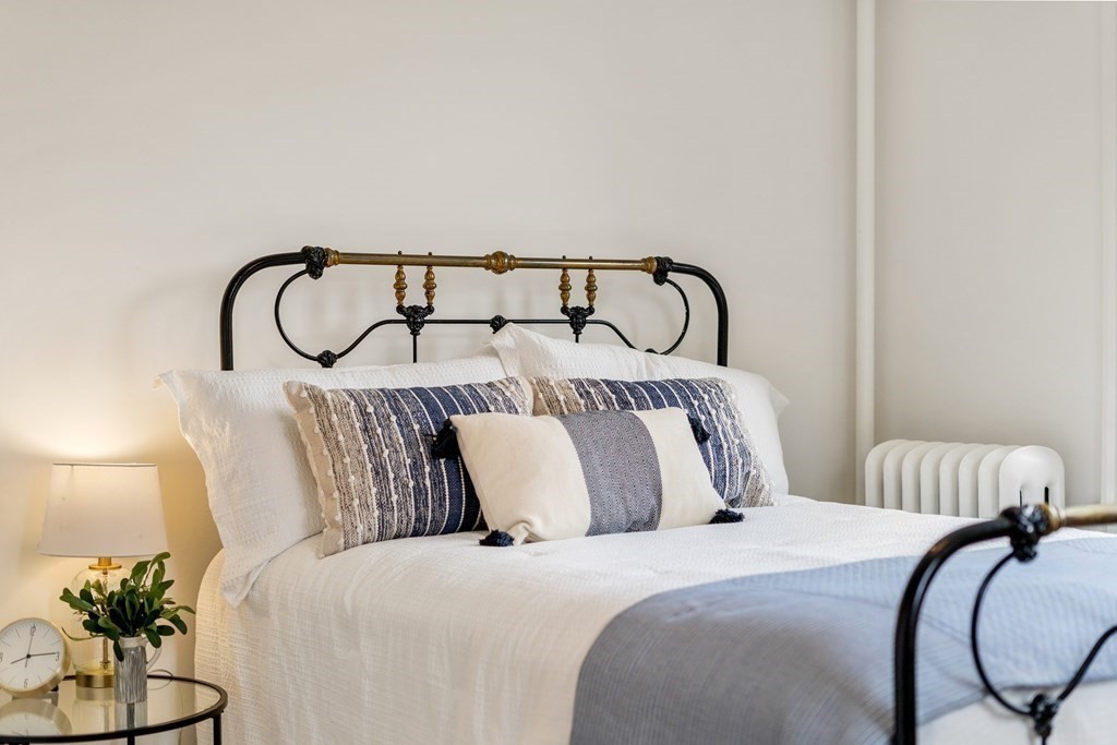 43 Linnaean St, Harvard Square