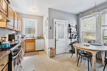 430 Centre St, Jamaica Plain