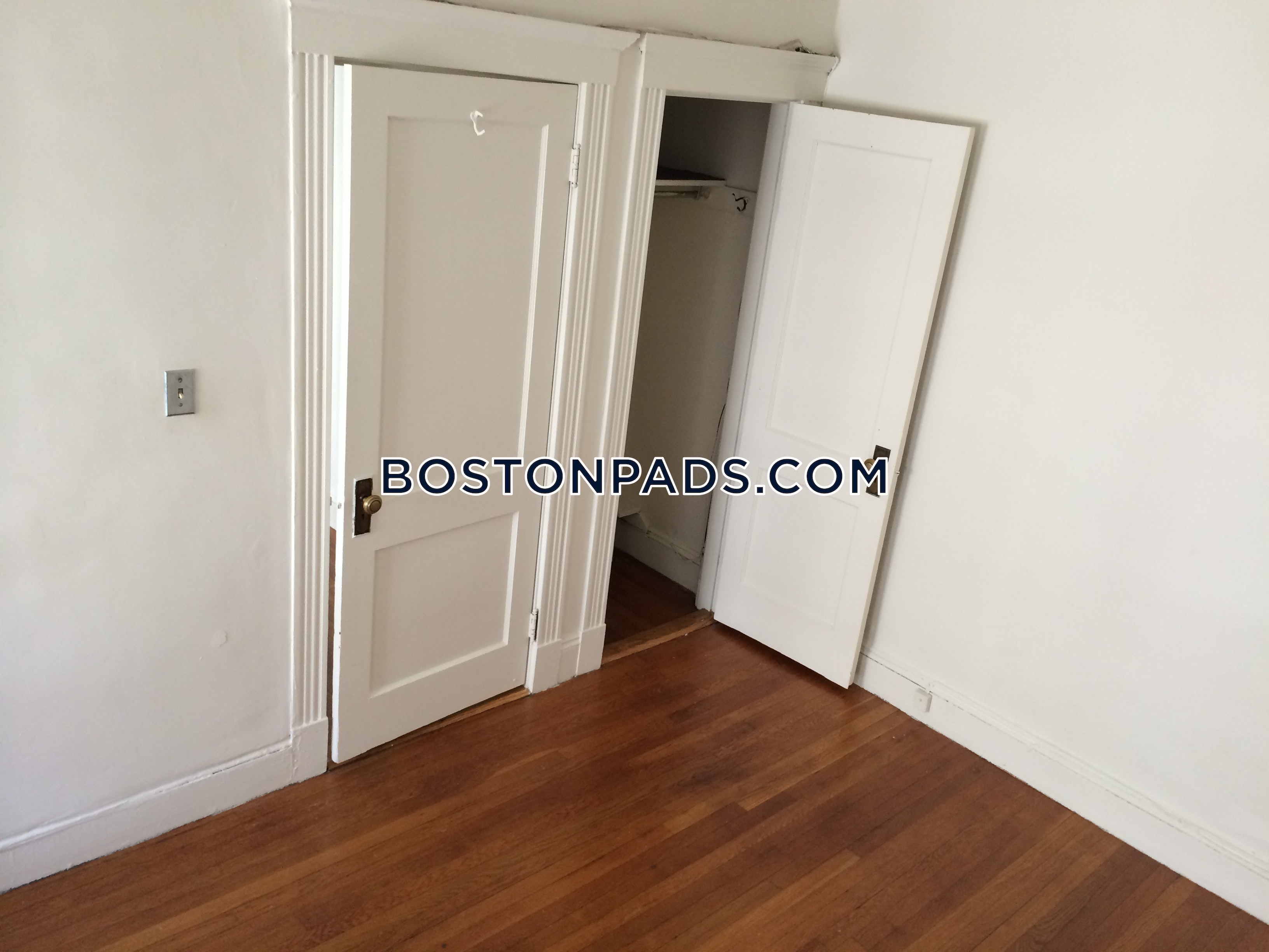 231.26 Park Dr, Fenway